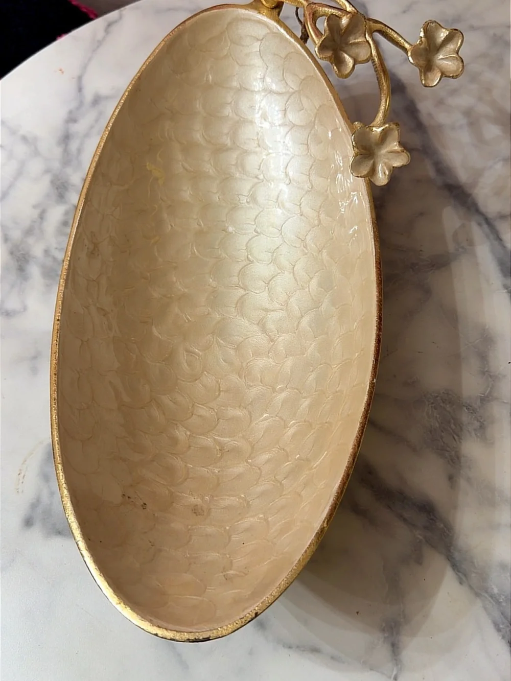 Large Gold Decorative Oval Serving Tray - Elegant Home Accent